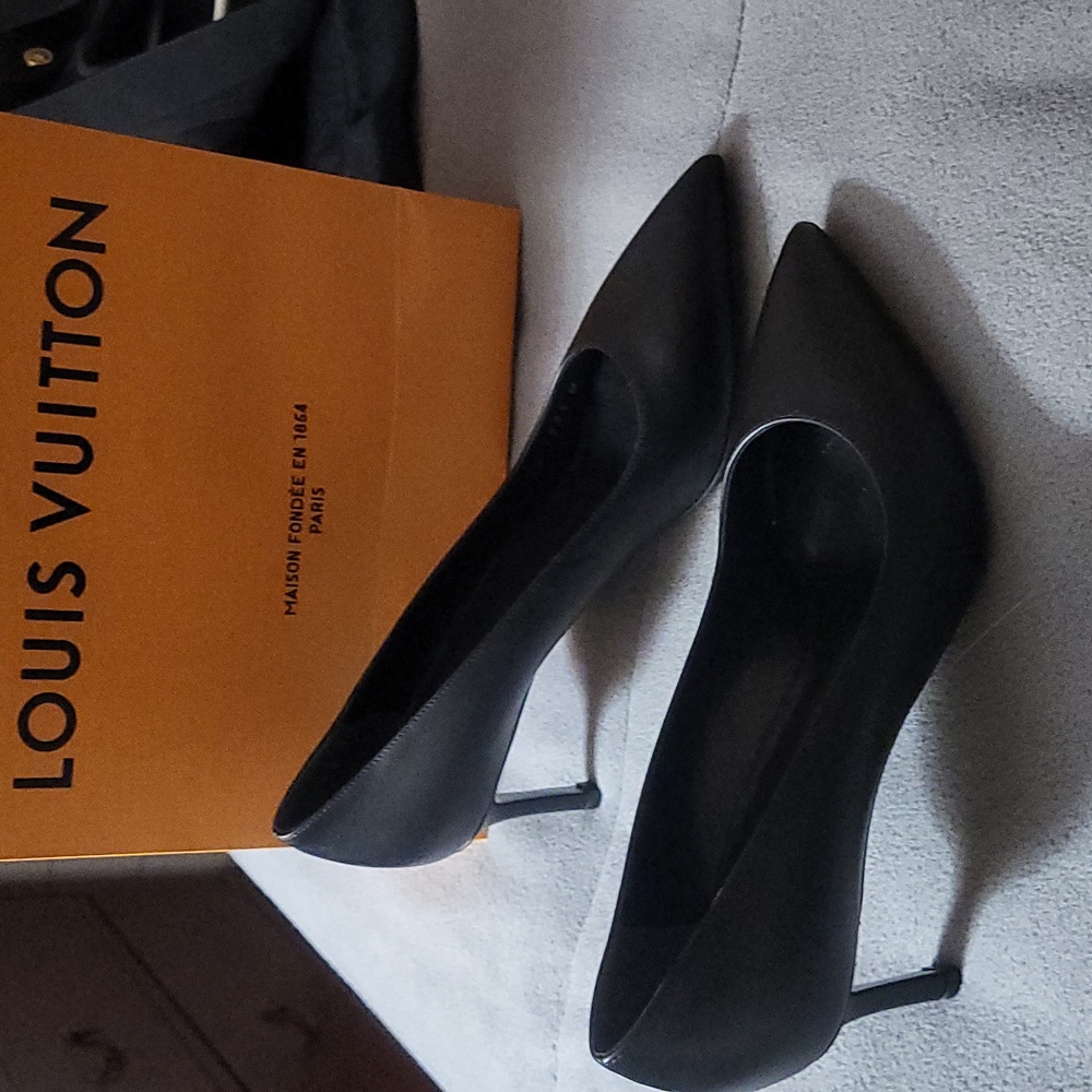 New Louis Vuitton Uniformes Cherie pumps